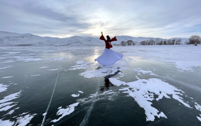 Ples derviša na zaleđenom jezeru Cildir
