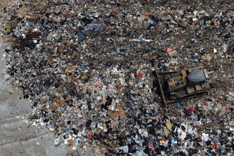 Planine plastičnog otpada zbog nulte stope tolerancije na Covid